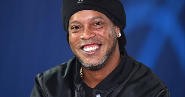 Ronaldinyo basketbol klubuna investor ola bilər