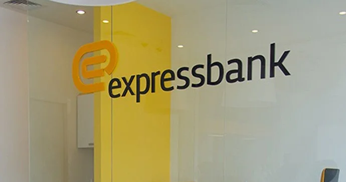 Expressbank ın kredit portfeli 560 milyon manatı ötüb