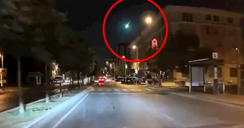 İstanbulda səmasında meteorit göründü: Görüntülər kameraya düşdü VİDEO