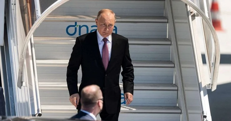 “Küçəyə çıxmayın, pəncərəyə yaxınlaşmayın...” Putin Novosibirskə gəlib