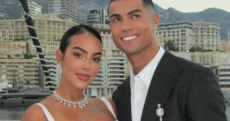 Ronaldo evləndi Nikahdan ilk fotonu özü paylaşdı