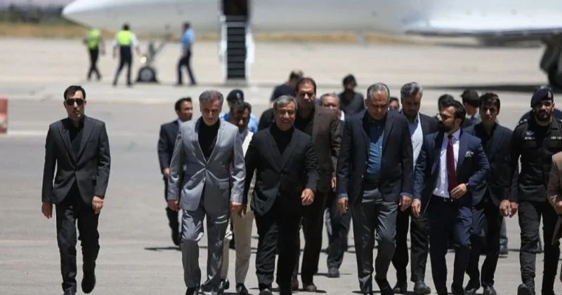Pakistanın DİN rəhbəri İrandadır