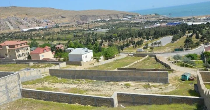 Bakıda torpaq sahələrinin qiymətində kəskin bahalaşma