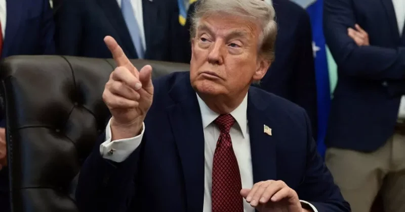 СМИ: Трампа эвакуировали