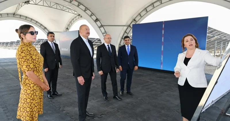 Prezident Naxçıvanda “Şəms 1” və “Qərbi Üfüq” Günəş Elektrik stansiyalarında görülən işlərlə tanış olub