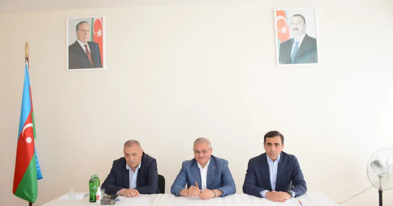 Millət vəkili Tərtərdə vətəndaşları qəbul etdi Fotolar