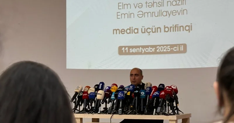 Emin Əmrullayev: 2022 2025 ci illərdə 1752 tələbə xaricdə təhsil alıb