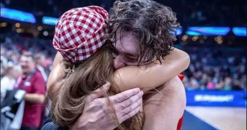 Məşhur aktrisa əri üçün göz yaşları tökdü FOTO