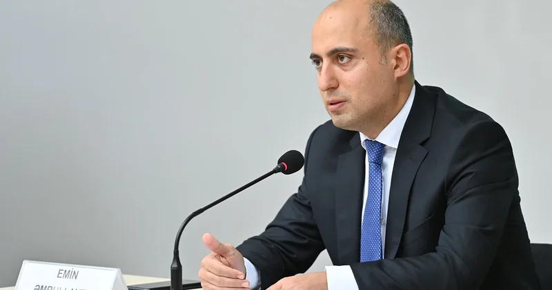 Эмин Амруллаев назвал причину сокращения русского сектора в Азербайджане Minval Politika