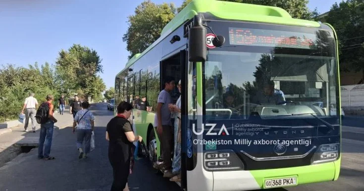 Özbəkistanda avtobuslardan pulsuz istifadə edənlərin sayı artır