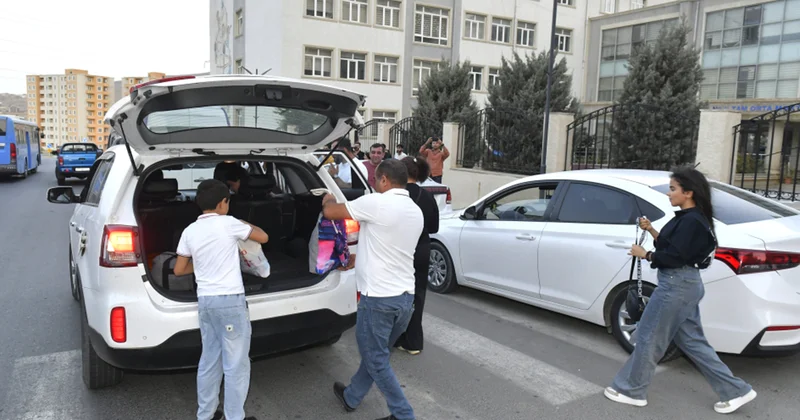 Bu dəfə könüllü köçürlər... Fotolar