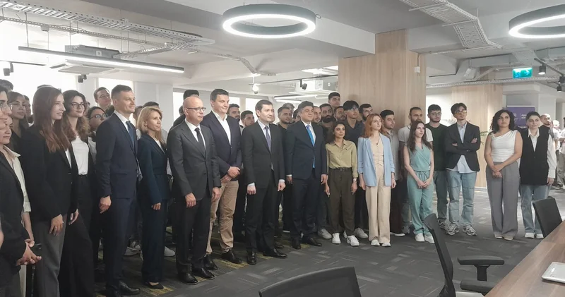 В Азербайджане открыт центр международной ИТ компании