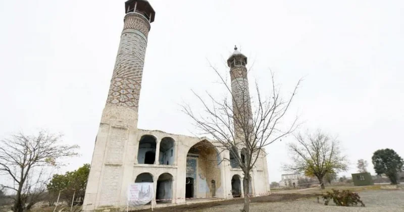 Parlamentdə azad edilmiş ərazilərdəki dini abidələrə dair müzakirə aparılacaq