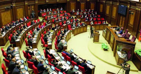 Ermənistanın çətin konstitusiya sınağı