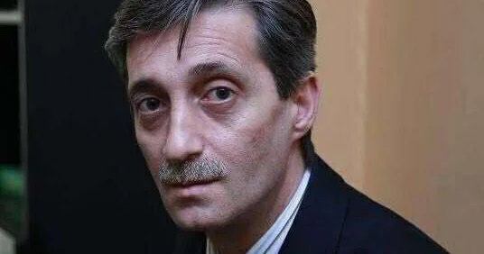“Rusiya Azərbaycanı özündən asılı vəziyyətdə saxlamağa can atır”