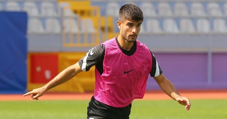 Sakaryaspor Mete Kaan Demiri heyətinə qatıb