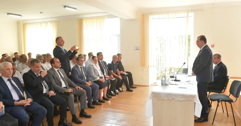 Taleh Qaraşov sakinlərin qayğı və problemlərini dinləyib FOTOLAR
