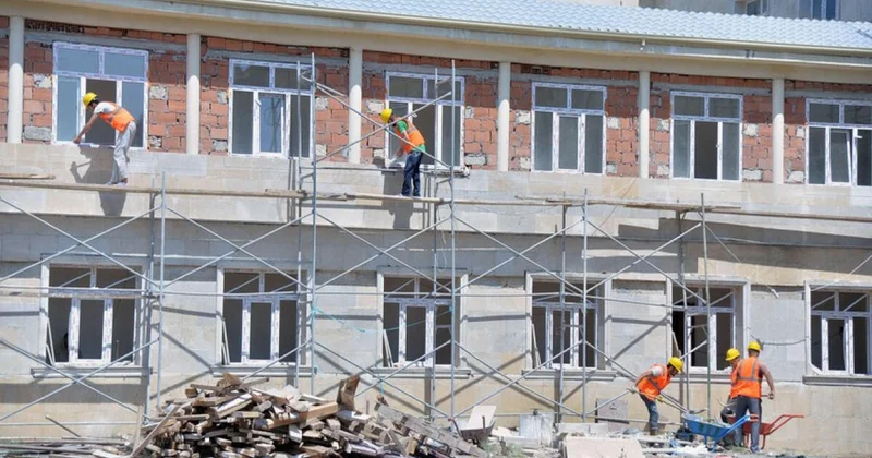 Количество аварийных школ в Азербайджане сократилось
