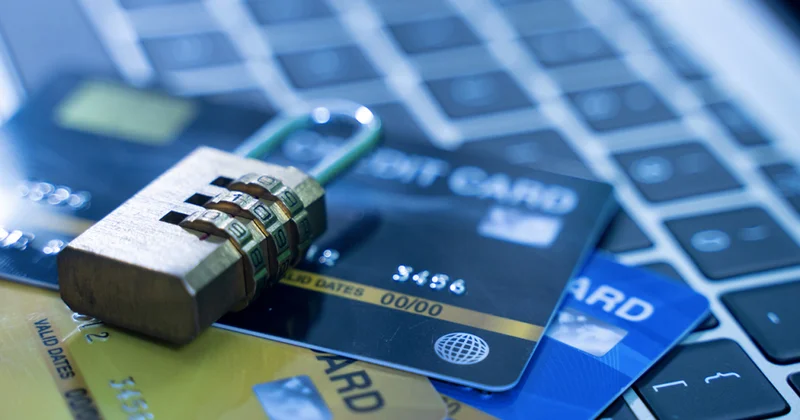 Mərkəzi Bank DİN dən kart oğruluğu ilə bağlı açıqlama verməməyi xahiş edib