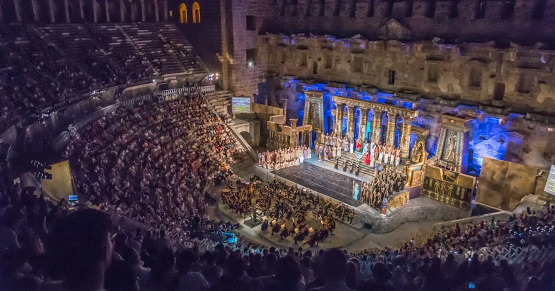 Dünya opera ulduzları Türkiyənin qədim amfiteatrında Möhtəşəm Aralıq dənizi festivalı başlayır FOTOLAR