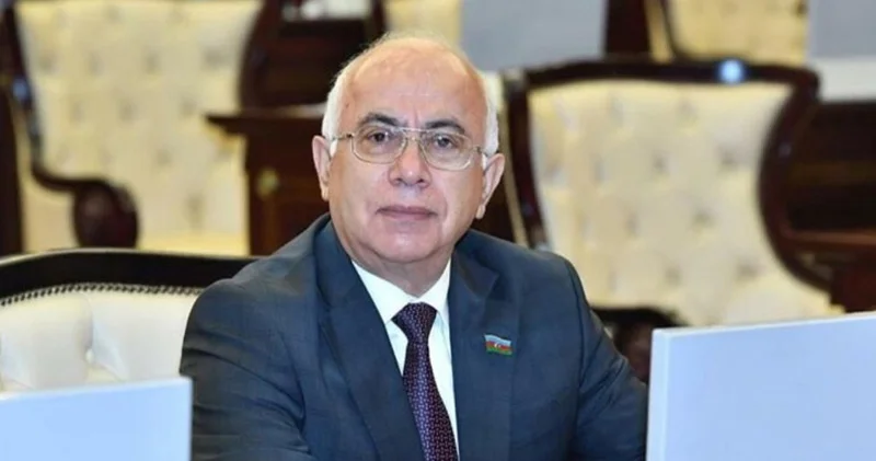 Komitə sədrindən 65 yaşına çatan müəllimlərlə bağlı TƏKLİF
