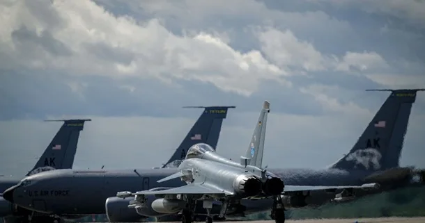 ABŞ Arktikada Rusiya sərhədi yaxınlığında bomba zərbələri məşq etdi