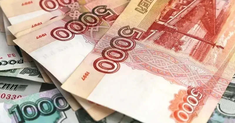 У рубля дела плохи