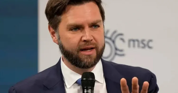 Vens: Rusiya və Ukrayna əsas məsələlərin müzakirəsinə yaxınlaşıb”