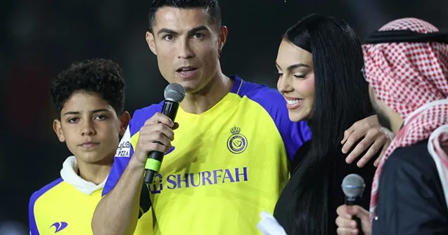 Dünya futbolçularının AİLƏ HƏYATI necədir?