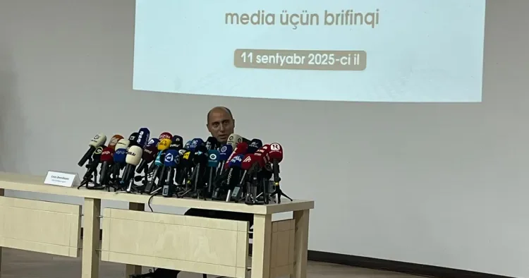 Məktəbli avtobuslarının qiyməti nə qədər olacaq? Emin Əmrullayevdən AÇIQLAMA