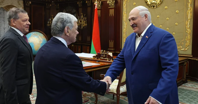 Лукашенко принял в Минске представителя Трампа