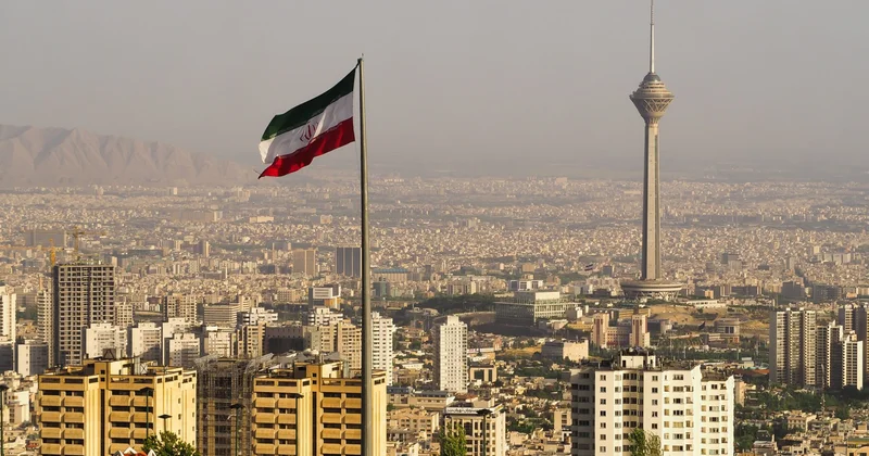 “Tehran seçim qarşısındadır”