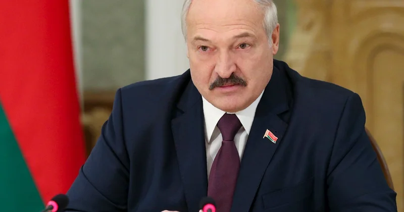 Lukaşenko: Belarus ordunun döyüş hazırlığını yoxlayacaq
