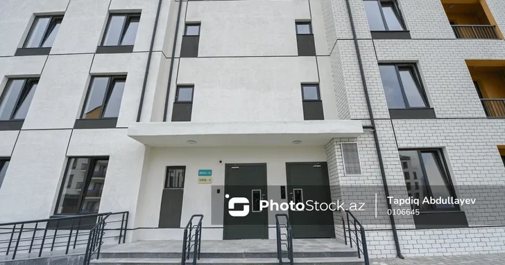В Сумгайыте стена в квартире новостройки трясётся при прикосновении эксперт объяснил причину