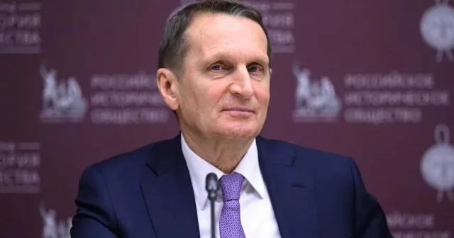 “Rusiya tarixi əsas ideoloji fənlərdən biridir...”