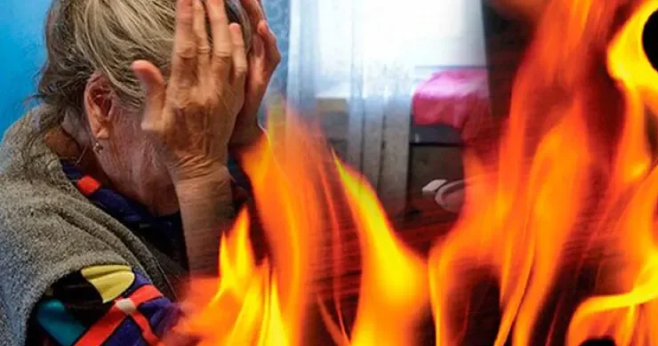Bakıda FACİƏ: bacısını xilas etmək istəyən qadın özü yanıb öldü