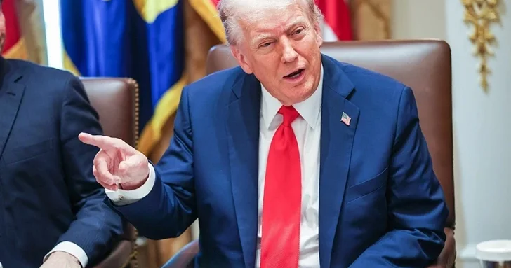 Трамп раскрыл подробности разговора с лауреатом Нобелевской премии: Я не говорил ей, Отдай её мне