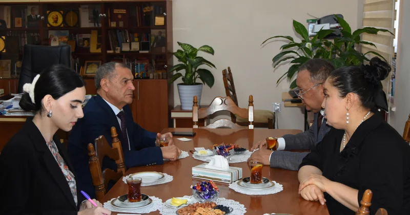Qazaxıstan Şərqşünaslıq İnstitutunun nümayəndələri Azərbaycan Milli Kitabxanasının qonağı olublar