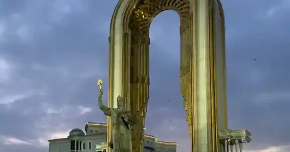 “Rusiya, Avropa Birliyi və Çin: Mərkəzi Asiyada kimin mövqeləri güclənir?“ “Deutsche Welle“