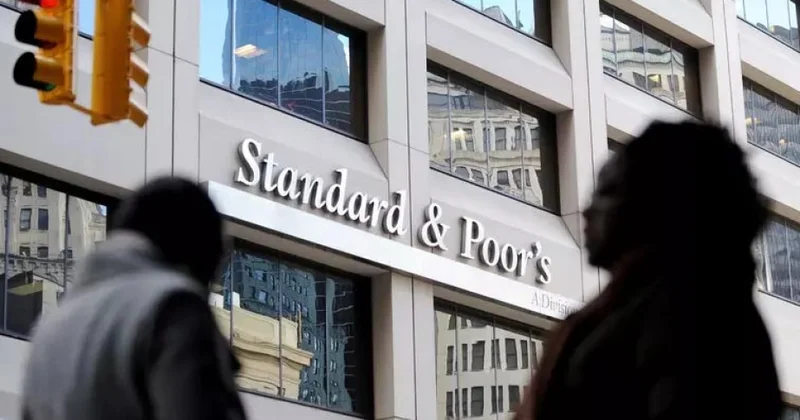 “Standard and Poor’s” İtaliyanın reytinqini təsdiqləyib