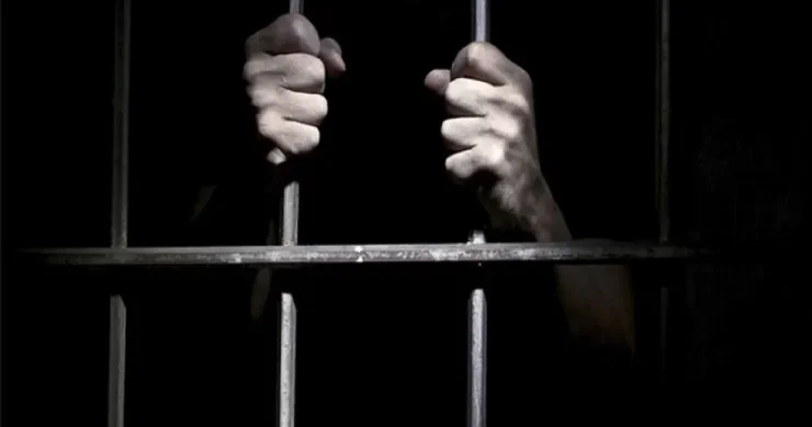 Ağcabədidə küçədə dava zamanı söyüş söyən dostlar HƏBS OLUNDU
