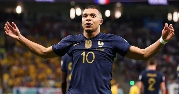 Mbappe narahatlıq hiss edir, bu da yaxşı deyil Deşam