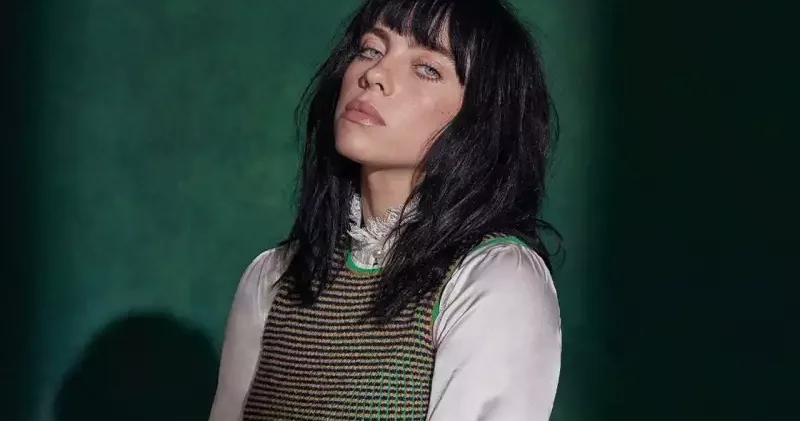 Billi Ayliş hücuma məruz qalıb