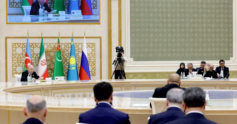 В Кремле появились новые подробности о трехсторонней встрече президентов России, Азербайджана и Ирана