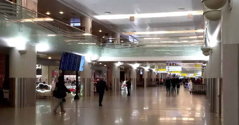 Все аэропорты Москвы прекратили работу