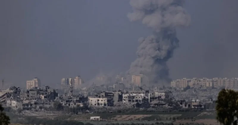 Израиль нанес удары по военным объектам ХАМАС в секторе Газа