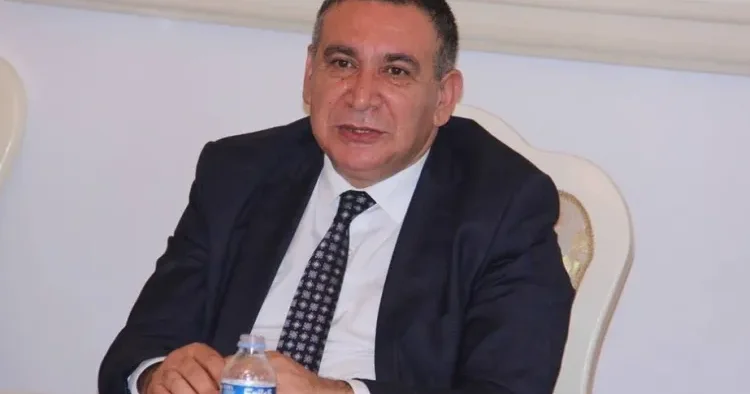 Məktəbli geyiminin əleyhinəsənsə, deməli, dünyəvi Azərbaycan dövlətinin varlığına qarşısan! Rəşad Məcid