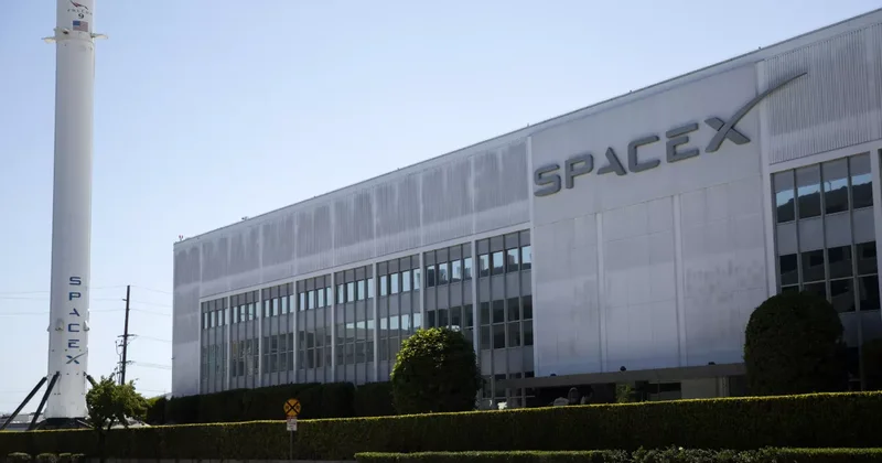 Акции SpaceX выросли почти на 50 процентов с августа, отыграв 750 млрд долларов