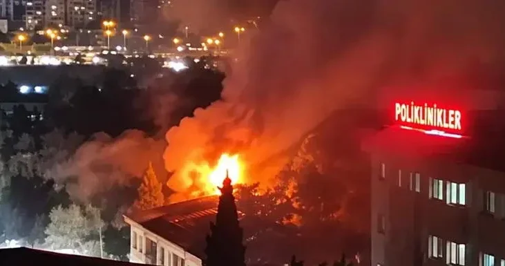 Пожар в одном из крупнейших кардиологических центров Турции ФОТО ВИДЕО