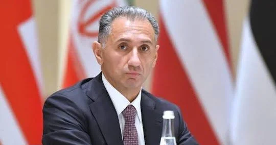 Nazir cüdoçuları təbrik etdi FOTO